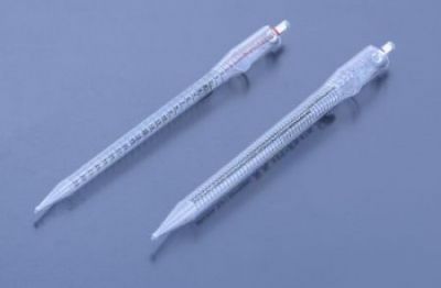 Serological pipette with reservoir